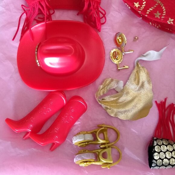 Outfit only - 1993 Western Stampin' Barbie Tara Lynn - Picture 2 of 11